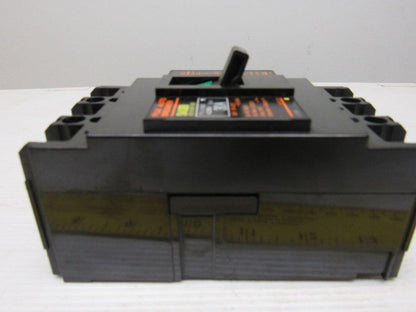 Fuji Electric BB3ASB-030 Auto Breaker 3Pole 30A 550VAC