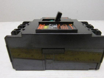 Fuji Electric BB3ASB-030 Auto Breaker 3Pole 30A 550VAC