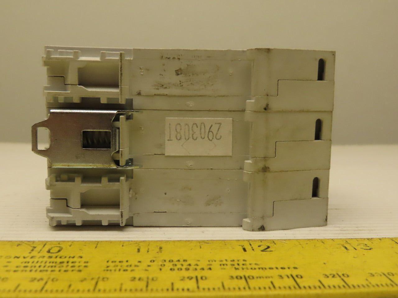 Eaton Cutler Hammer WMS3D32 415V 32AMP 3 Pole Circuit Breaker DIN Rail Mount