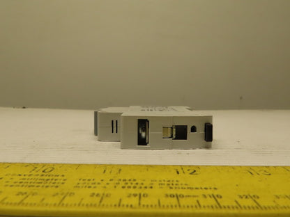 Eaton Cutler Hammer WMZS1D08 8A 1 Pole Circuit Breaker DIN Rail Mount Lot of 3