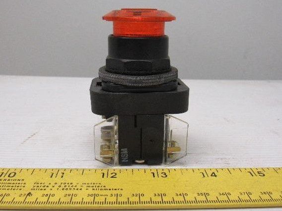 Allen Bradley 800H-FRXMQ24 A7 30mm Mushroom Amber Push Pull Switch W/Contacts