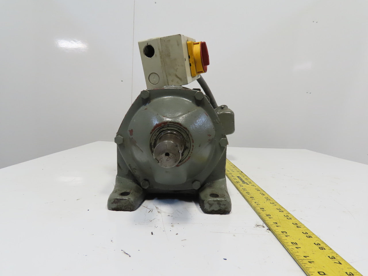 Browning 0cbn20202SB622MT1803 Inline Gear Motor 22:1 Ratio 208-230/460V 3Ph