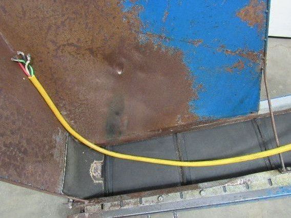 Versa 73" Long  8" Cleated Slide Bed Incline Belt Conveyor 230/460V 3 Ph 32FPM