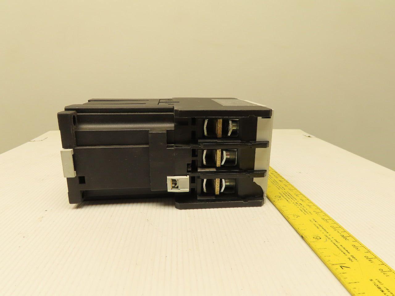 General Electric CL09E300M 3 Pole Contactor 24-28V AC/DC Coil