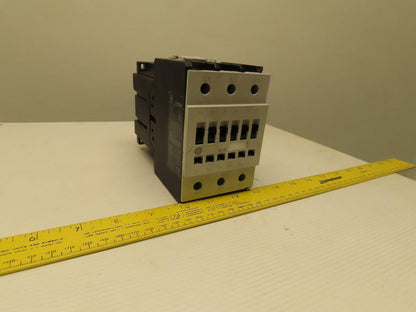 General Electric CL09E300M 3 Pole Contactor 24-28V AC/DC Coil