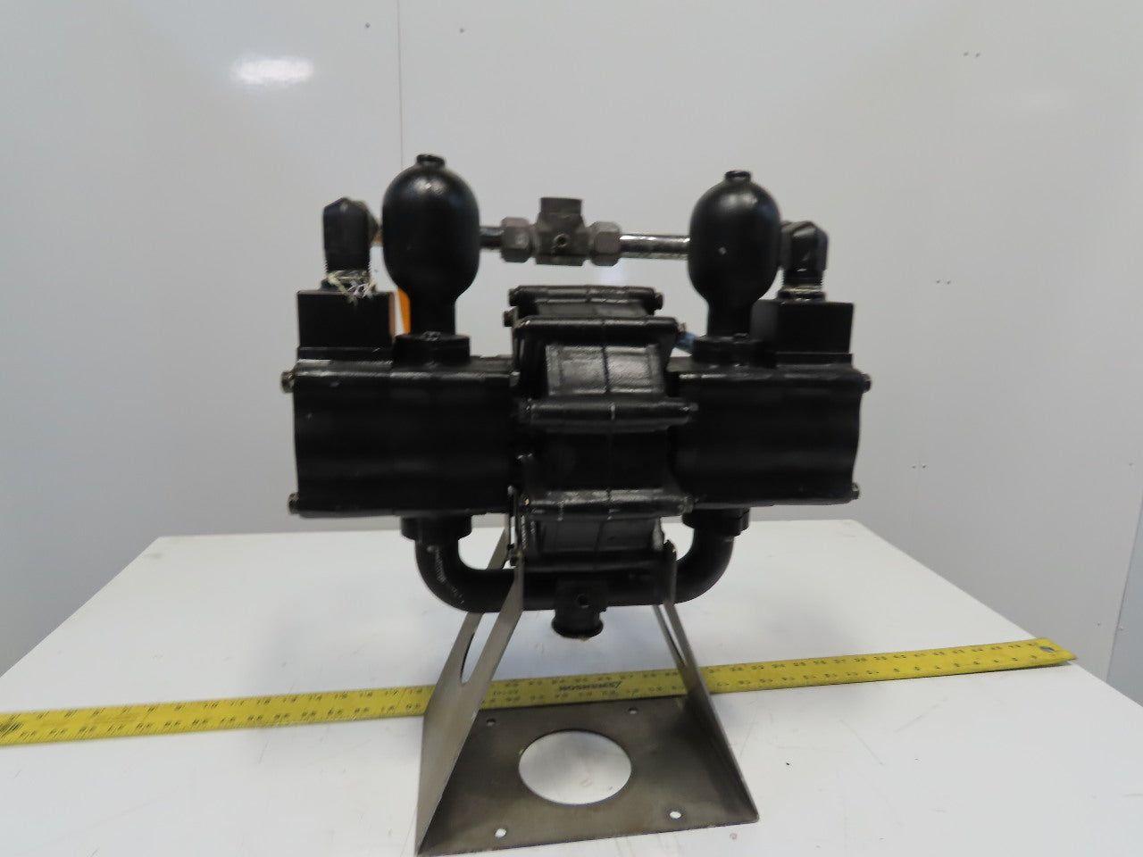 Binks Model 450EP Poly Craft Liquid Pump.5:1 Ratio