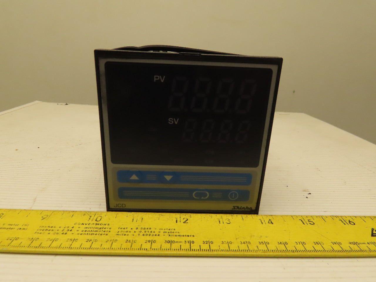 Shinko JCD-33A-R/M Multi-Range 3A 250V 100-240V Digital Indicating Controller