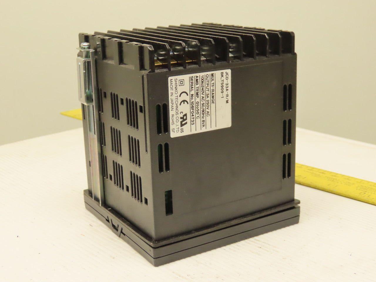 Shinko JCD-33A-A/M Multi-Range 3A 250V 100-240V Digital Indicating Controller