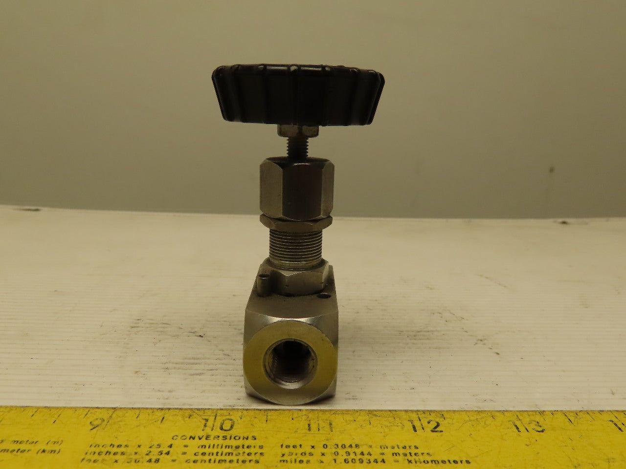 Hoke  2232F4Y Series 2200 Needle Valve 1/4" F NPT 316 Stainless Steel
