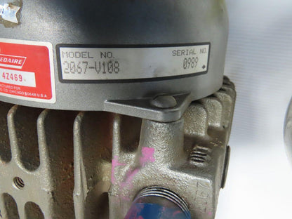 Dayton Speedaire 2067-V108 Vacuum Pump 17CFM 28.0 inHg 1Hp 115/230V 1PH