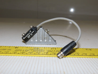 Allen Bradley 42KB-E2LPSR-Y3 Ser A Micro Rectangular Photoelectric Sensor