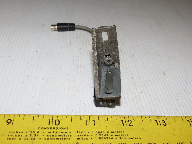 Allen Bradley 42KB-E2LPSR-Y3 Ser A Micro Rectangular Photoelectric Sensor