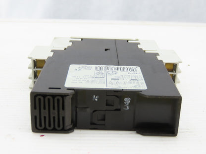 Siemens 3TK2824-1CB30 Safety Relay