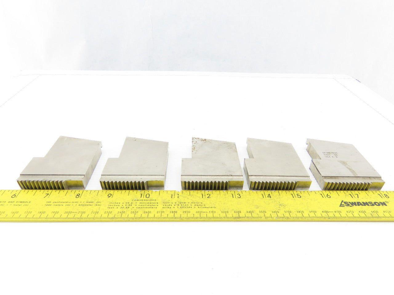 K-3 Geometric A 6-1/4-8 Pipe  1-5 Numbered Set Thread Chaser Die Heads