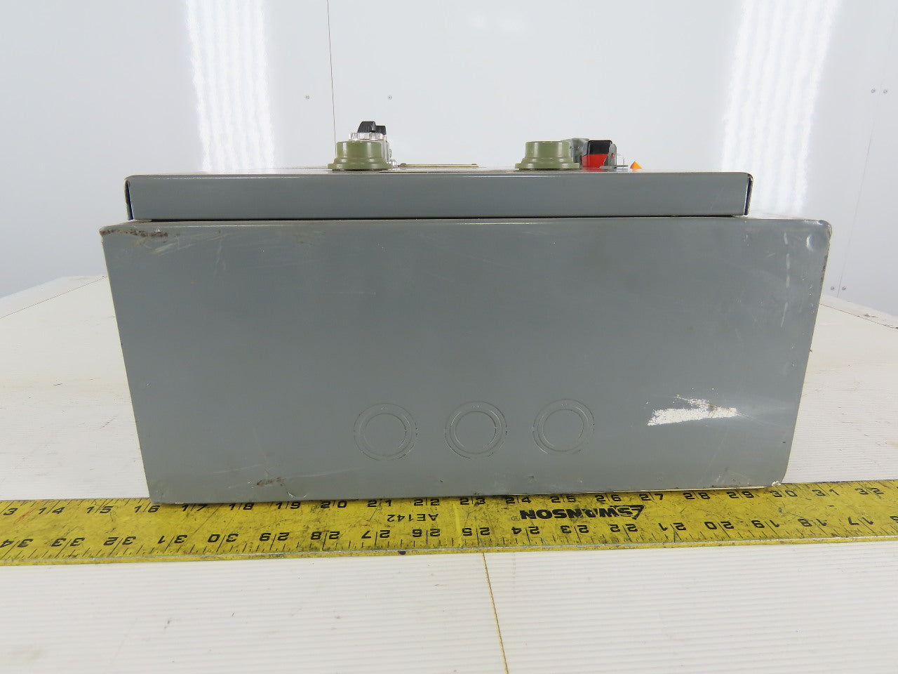 Square D 8810 SCG-1X Ser A Size 1 Reversing /Two-Speed Starter 30A Combo Box