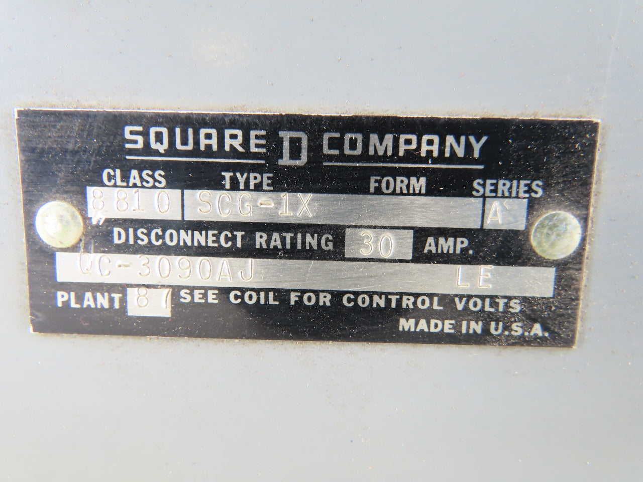 Square D 8810 SCG-1X Ser A Size 1 Reversing /Two-Speed Starter 30A Combo Box