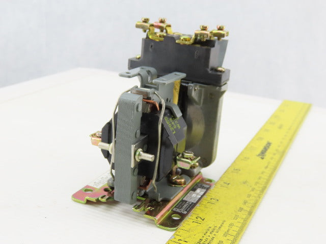 Square D AO10DV02 AC Pneumatic Timing Relay 600V 1N.O 1N.C