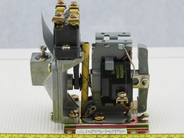 Square D AO10DV02 AC Pneumatic Timing Relay 600V 1N.O 1N.C