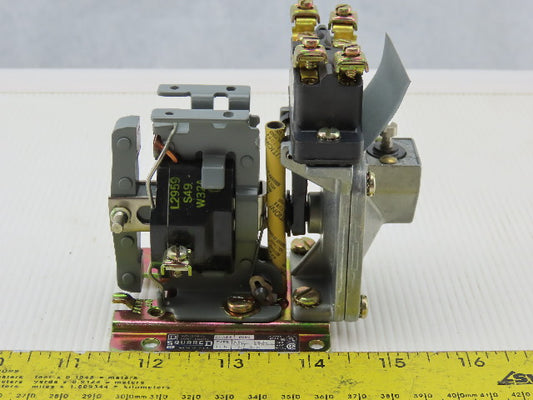 Square D AO10DV02 AC Pneumatic Timing Relay 600V 1N.O 1N.C