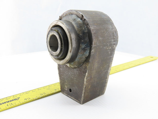 LN8 Vibratory Shaker Rod End Mount 7/8" Shaft 1"-8 Threaded End