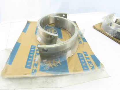 Dines Werke L416013 Driving Ring Split Bearing Lot of 35