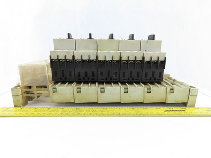 Siemens 3RV1421-1JA10 Circuit Breaker W/Adapter Plug 8US1 051-5DJ07 Assy.