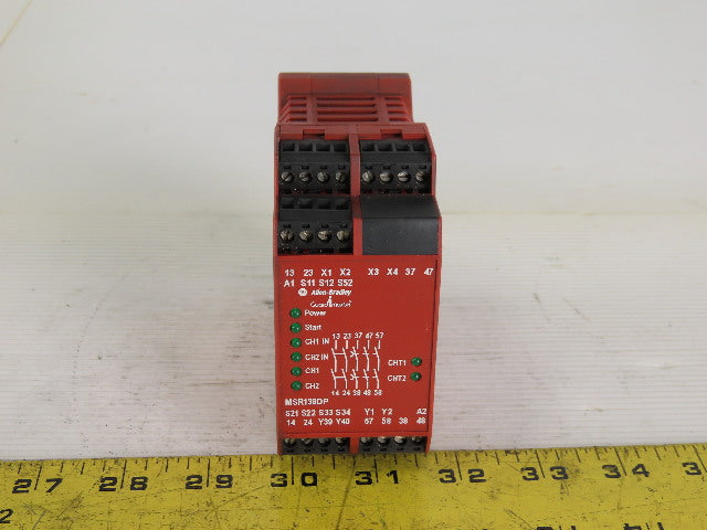 Allen Bradley 440R-M23080/B Guard Master 115V Delay 1Sec Series B DIN Rail Mount