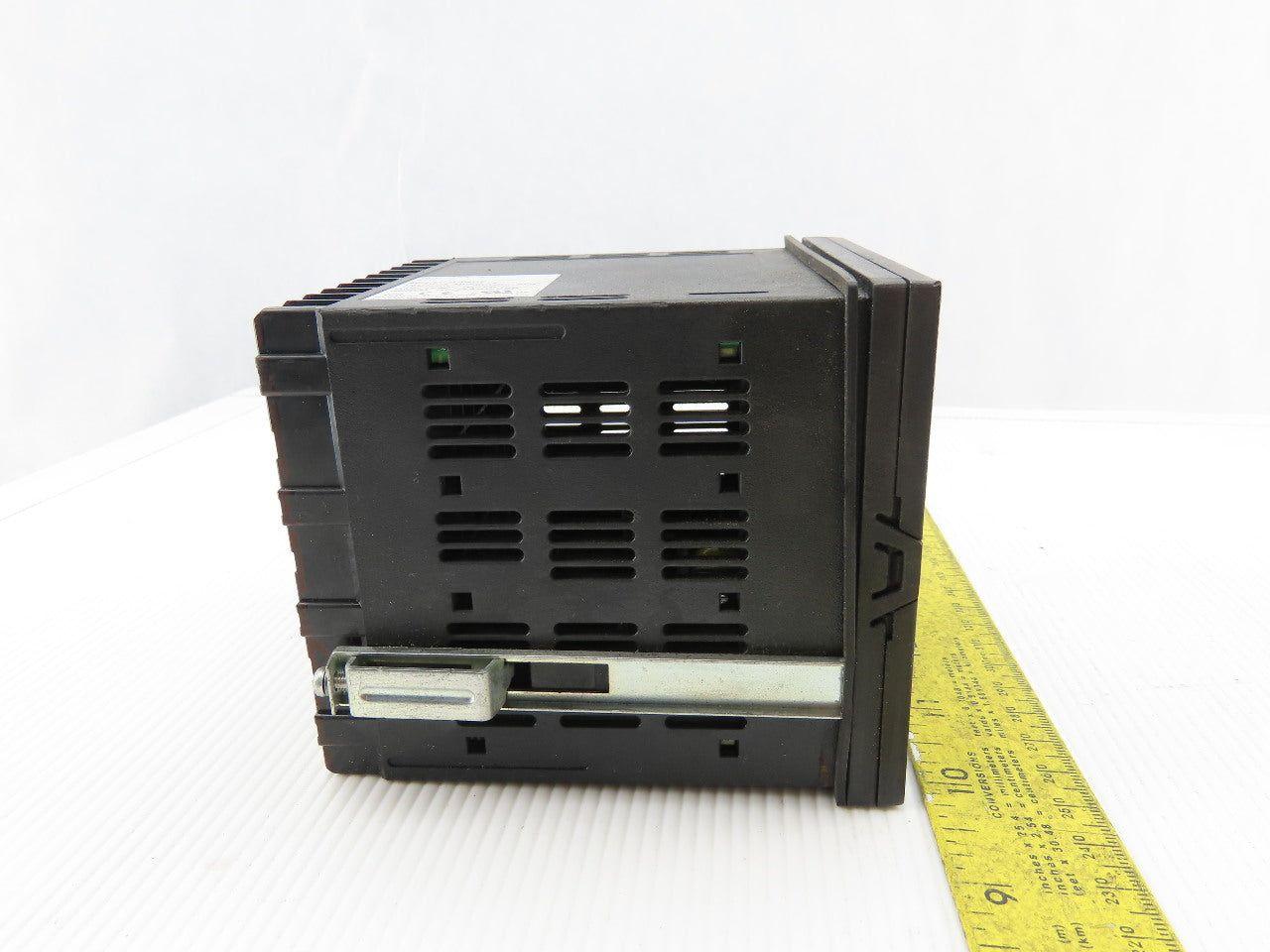 Shinko Technologies JCD-33A-A/m Temperature Controller 4-20mA 100-240VAC 8VA