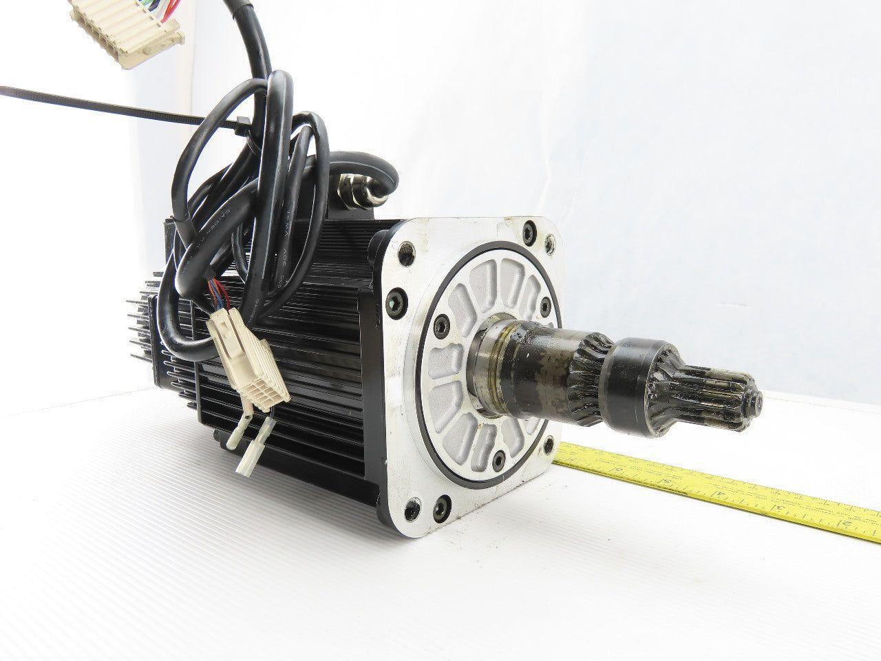 Yaskawa Electric SGMGH-13A2A-YR23 AC Servo Motor Removed From a Motoman YR-UP50