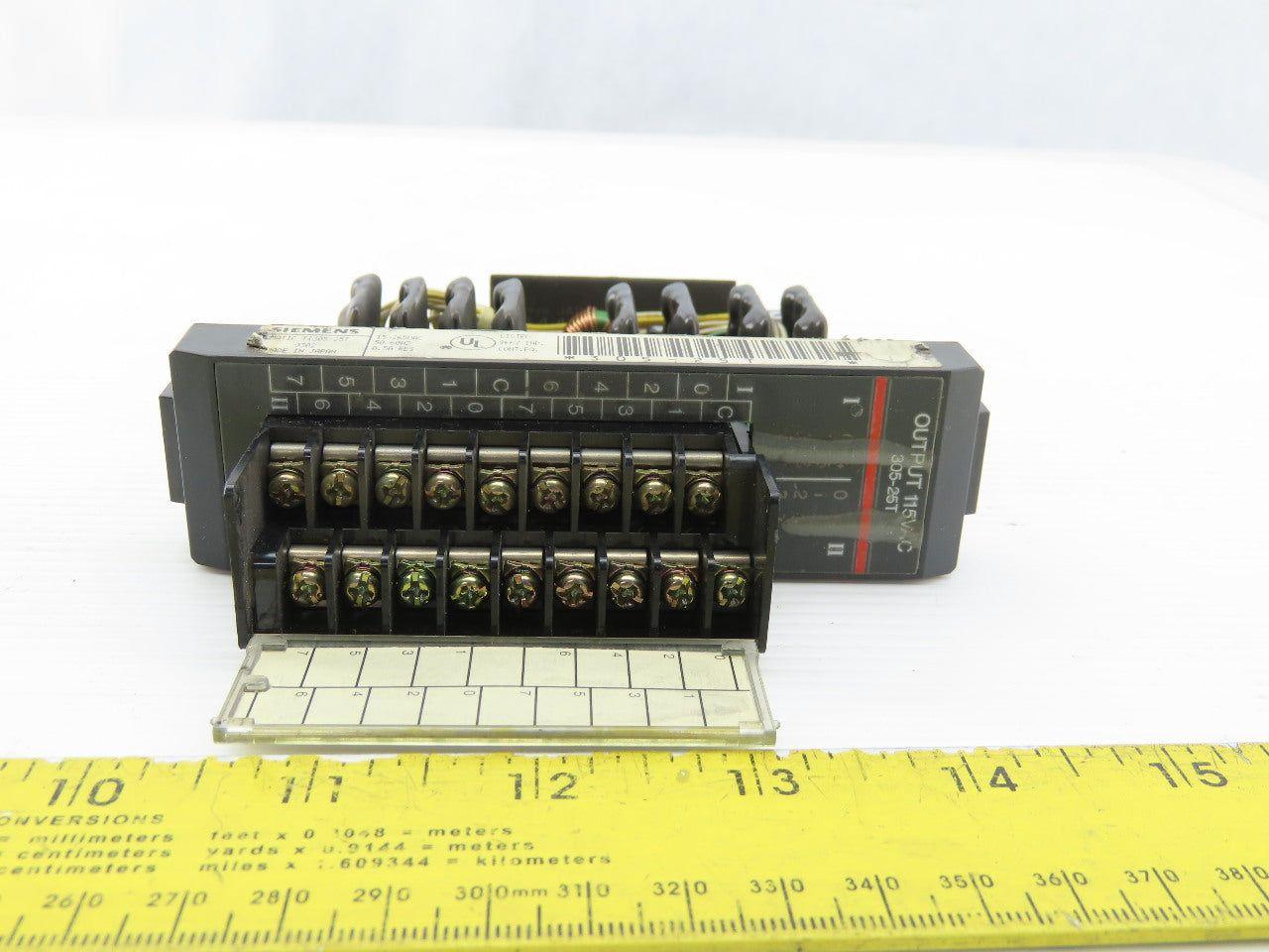 Siemens TI305-25T Output Module 15-265VAC 50/60Hz 0.5A