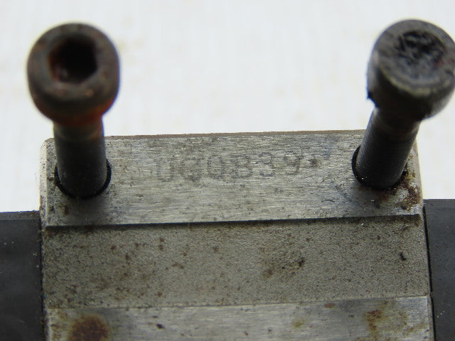 THK HSR15A UG0B39 15mm Linear Guide Rail Bearing Assembly 8-5/8" OAL CNC DIY