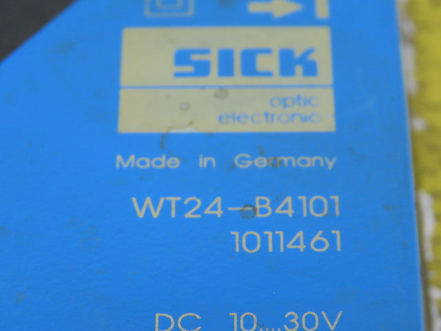 Sick WT24-B4101 Electronic Photoelectric Sensor 10-30V 100MA