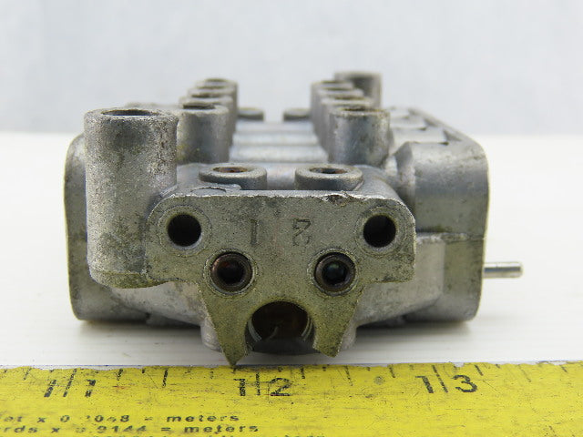 Showa SG608 Grease Distributor Manifold Block