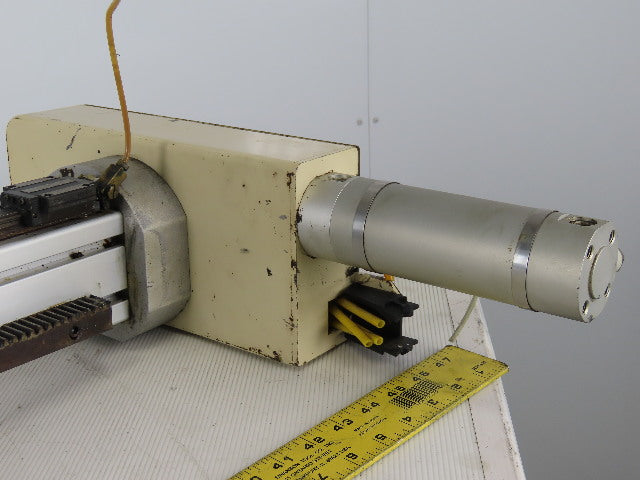 Muratec MW200 CNC Lathe Robot Gripper Loader W/Arm Assembly Chuck Indexer