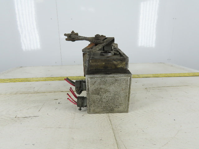 Barber-Colman EA57 Actuator 0.65A 120V 40W W/2-3706 1/2" NPT Valve