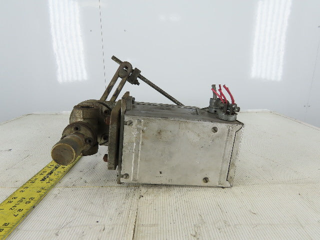 Barber-Colman EA57 Actuator 0.65A 120V 40W W/2-3706 1/2" NPT Valve