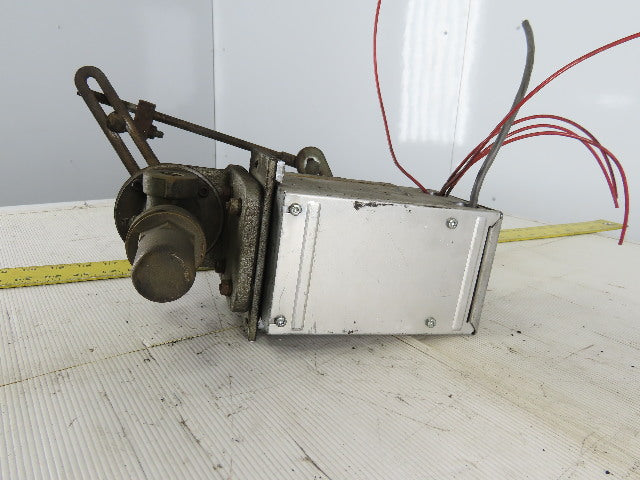Barber Colman EA57 Actuator 0.65A 120V 40W W/2-3706 1/4" NPT Valve