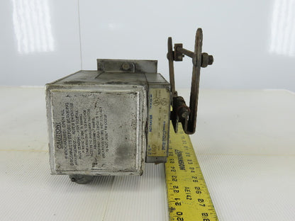 Barber-Coleman EA57 Actuator 0.65A 12V 60Hz 40W 1-1/2 NPT