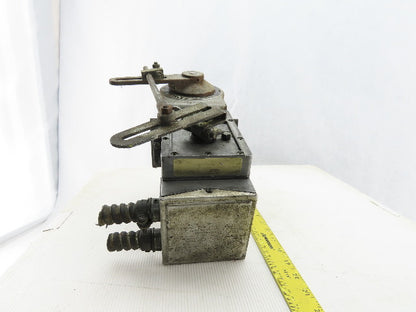 Barber Coleman EA57 Actuator 0.65A 120V 60Hz 40W W-1008A-2 1 1/4 NPT Gas Valve