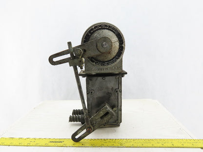 Barber Coleman EA57 Actuator 0.65A 120V 60Hz 40W W-1008A-2 1 1/4 NPT Gas Valve