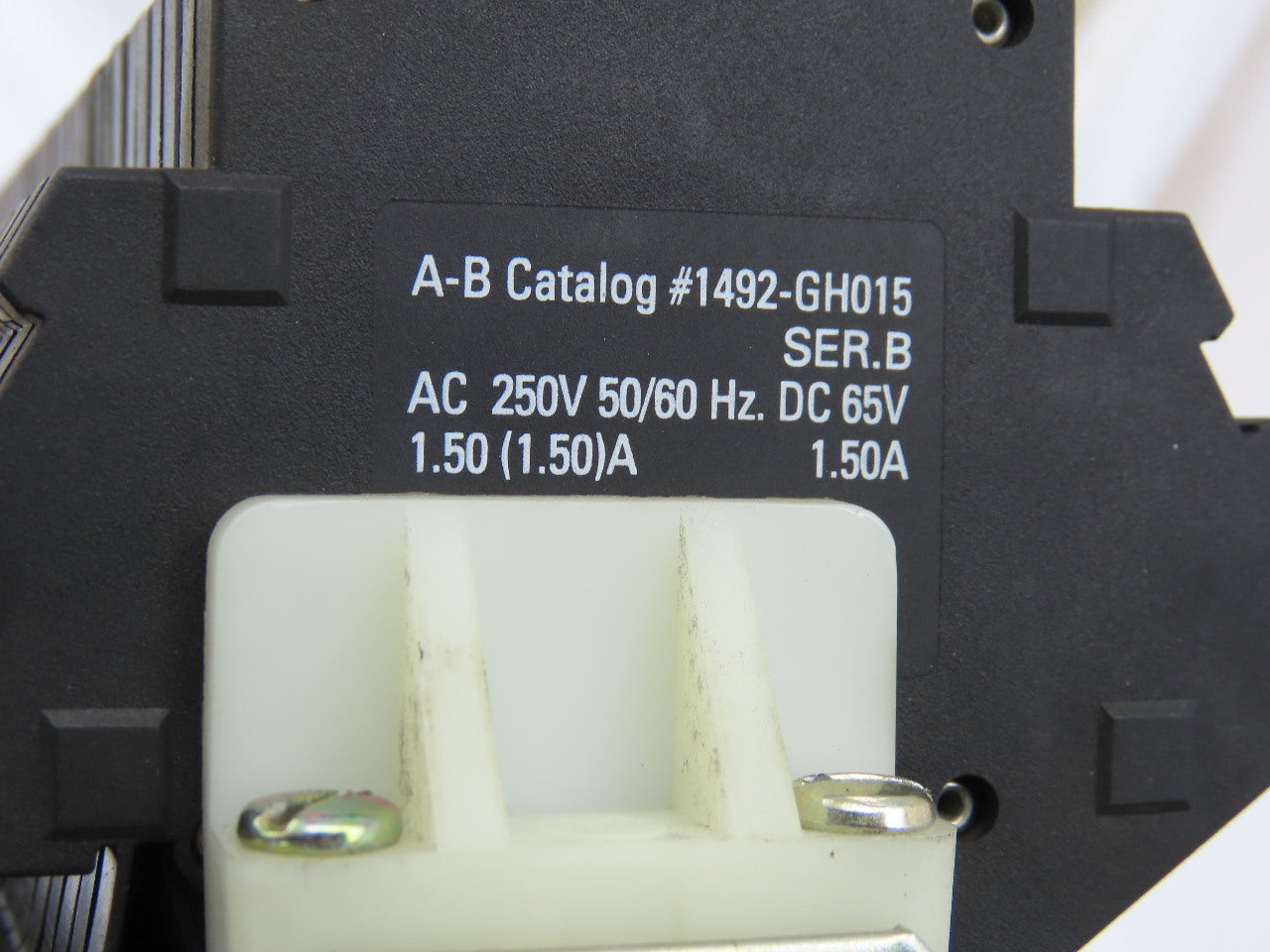 Allen Bradley 1492-GH015 DIN Rail Mount 62 Circuit Breaker 22-1.5A 87-0.2A 13-1A