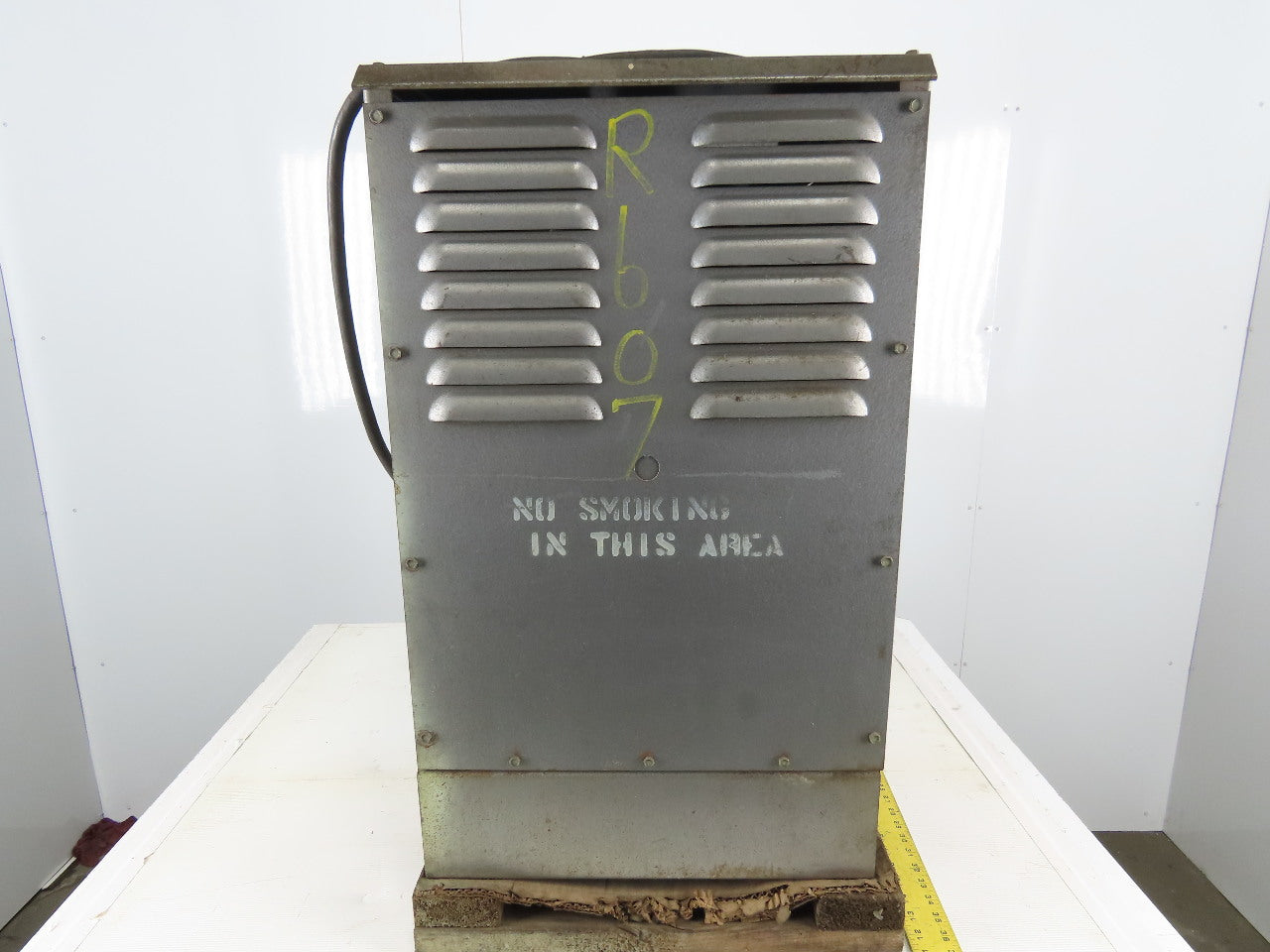 Barrett ASR-B6-540 240/480V Input 6 Cell 12VDC 540AH Forklift Battery Charger