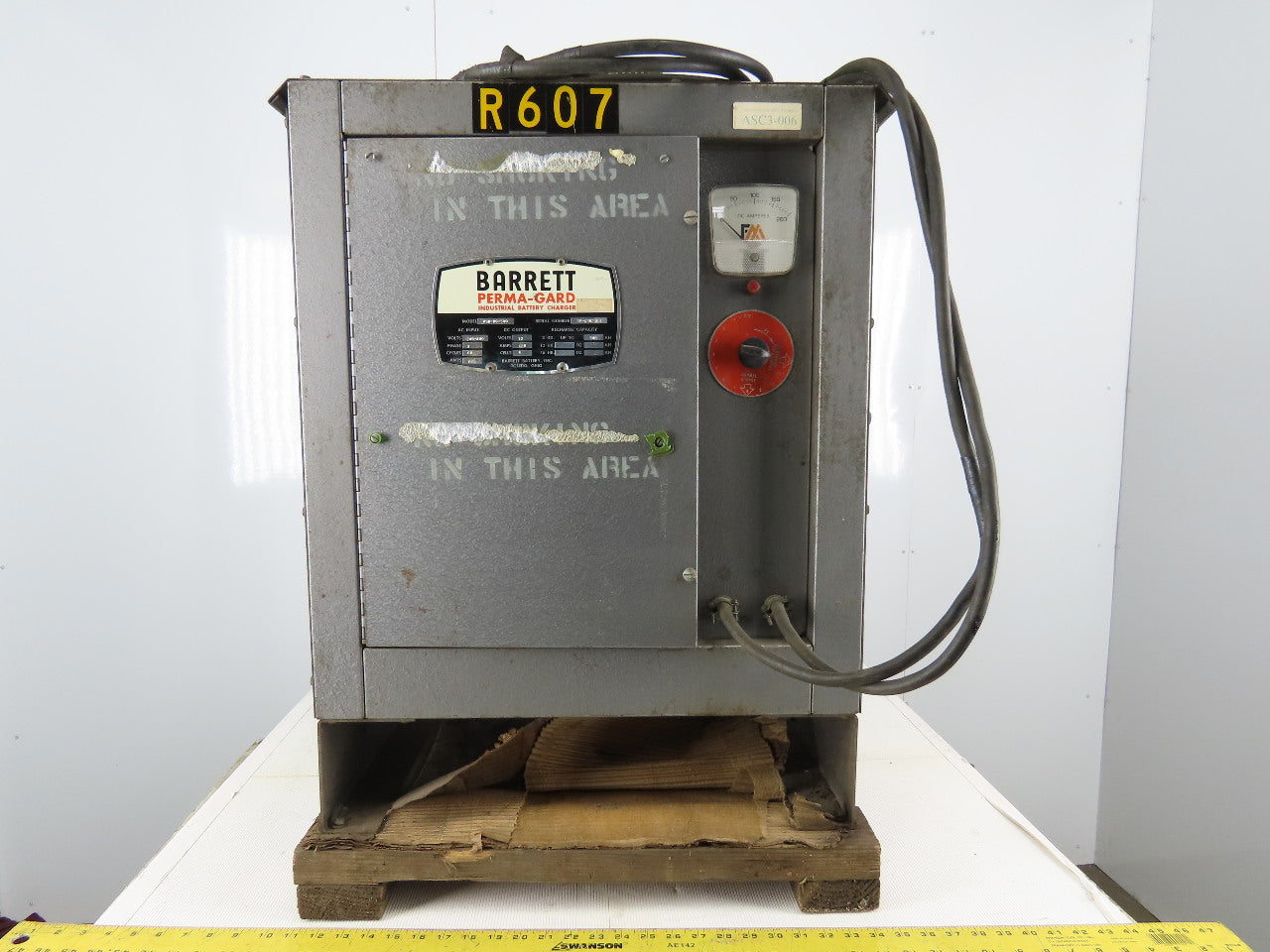Barrett ASR-B6-540 240/480V Input 6 Cell 12VDC 540AH Forklift Battery Charger