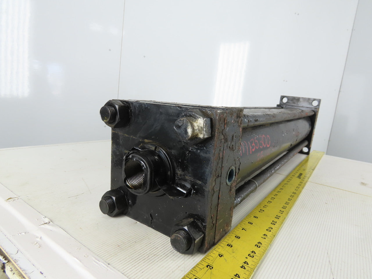 Parker 5.00H2HLU2S19A30.00 Hydraulic Cylinder 5" Bore 30" Stroke Double Acting