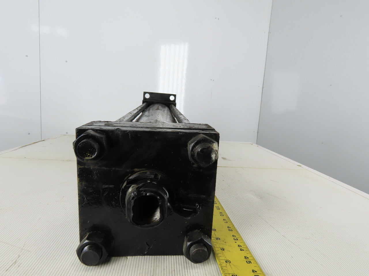 Parker 5.00H2HLU2S19A30.00 Hydraulic Cylinder 5" Bore 30" Stroke Double Acting