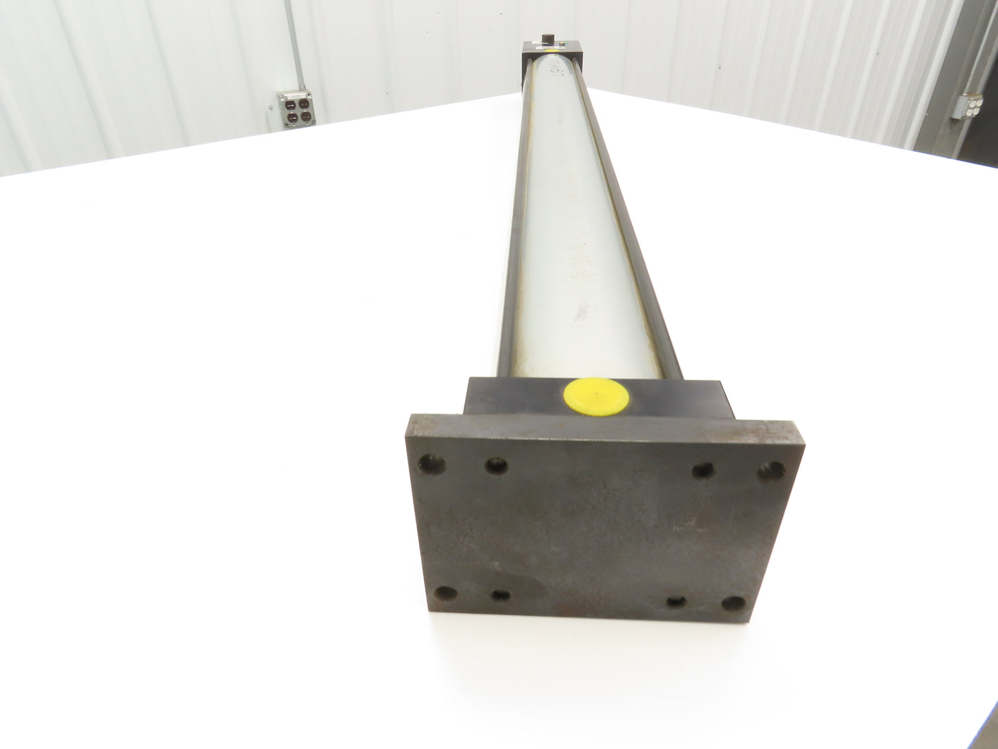 Numatics F2AR-41A3E-ANX2 Pneumatic Air Cylinder 4" Bore 41" Stroke Nexen Rod Lock