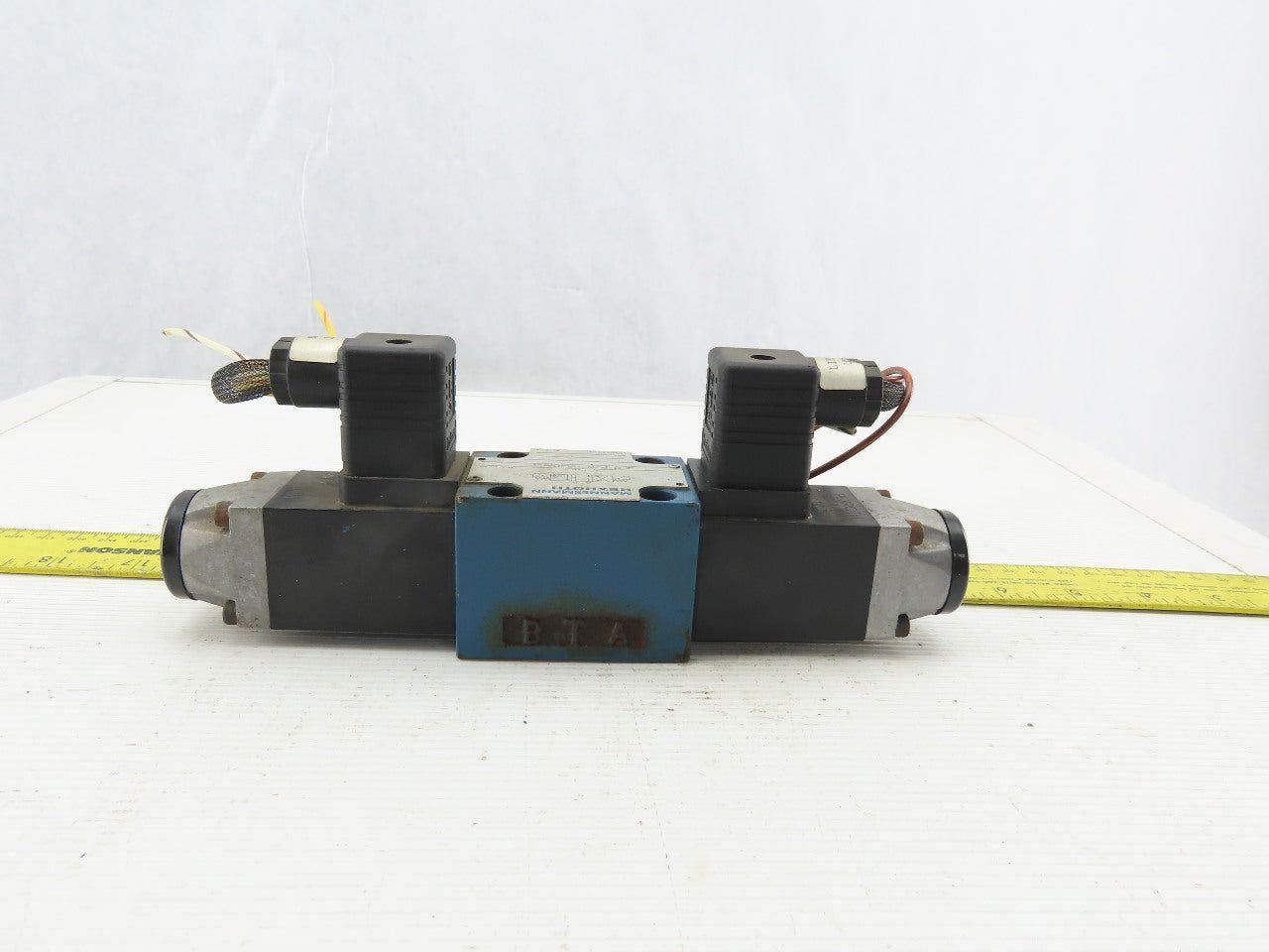 Rexroth 4640864 4/3 Position Double Solenoid  Valve 48VDC