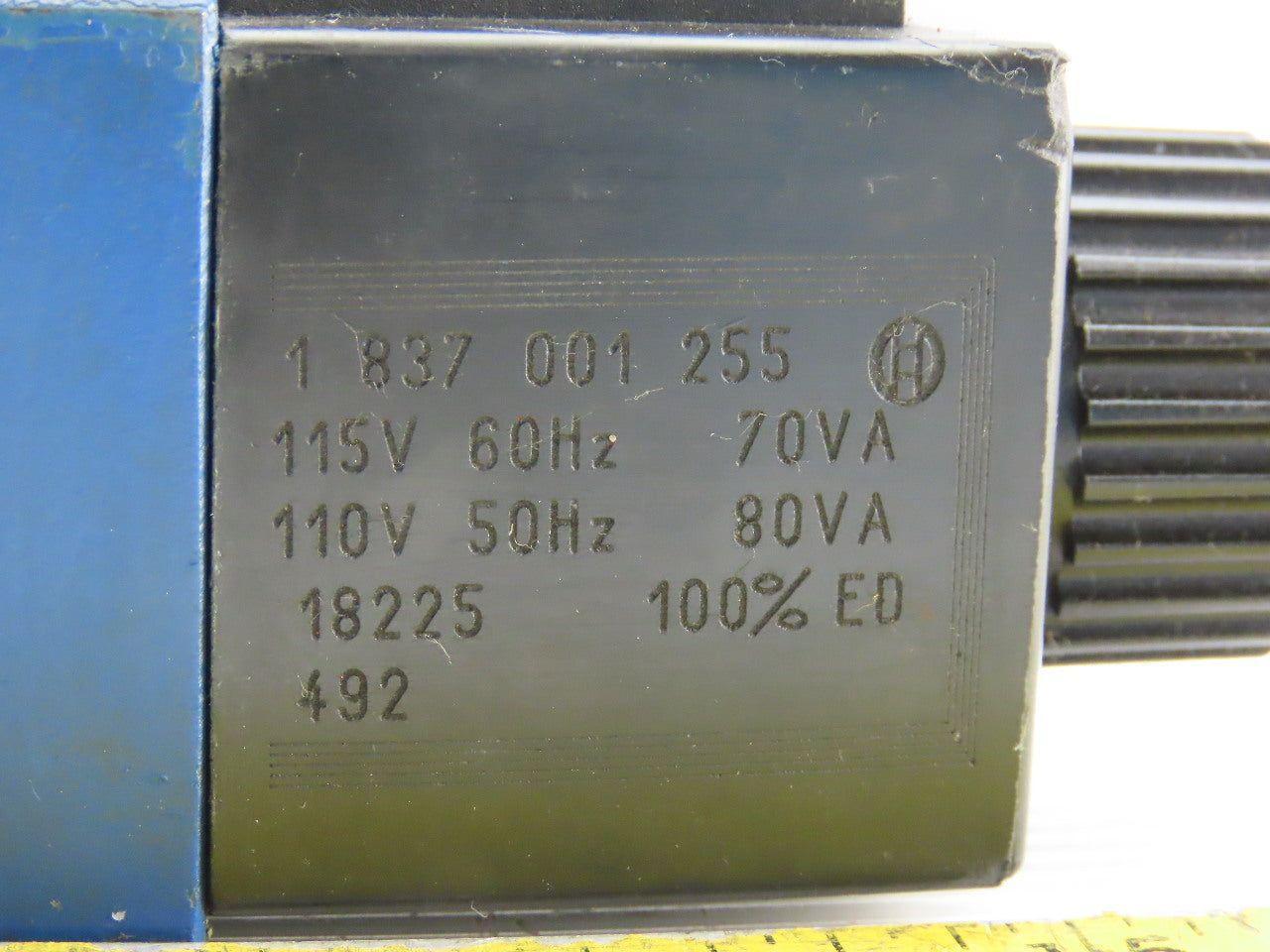 Bosch 081WV06P1V1005WS 4/3 Position 4500PSI Solenoid Hydraulic Valve 115V Coil