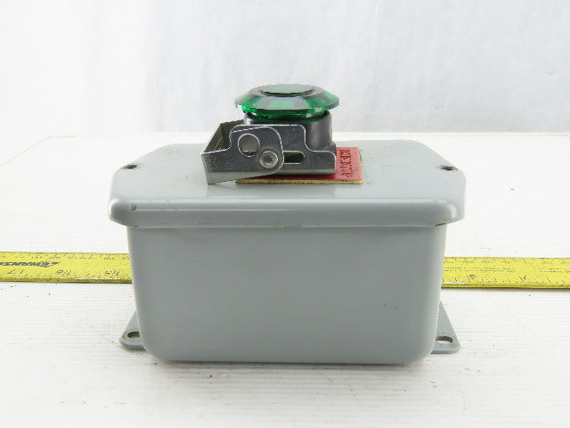 Hoffman E-D1PB1 Enclosure Type 4,6,12,13 W/ 800 FRXMQ24RA7/F 24V Green E-Stop