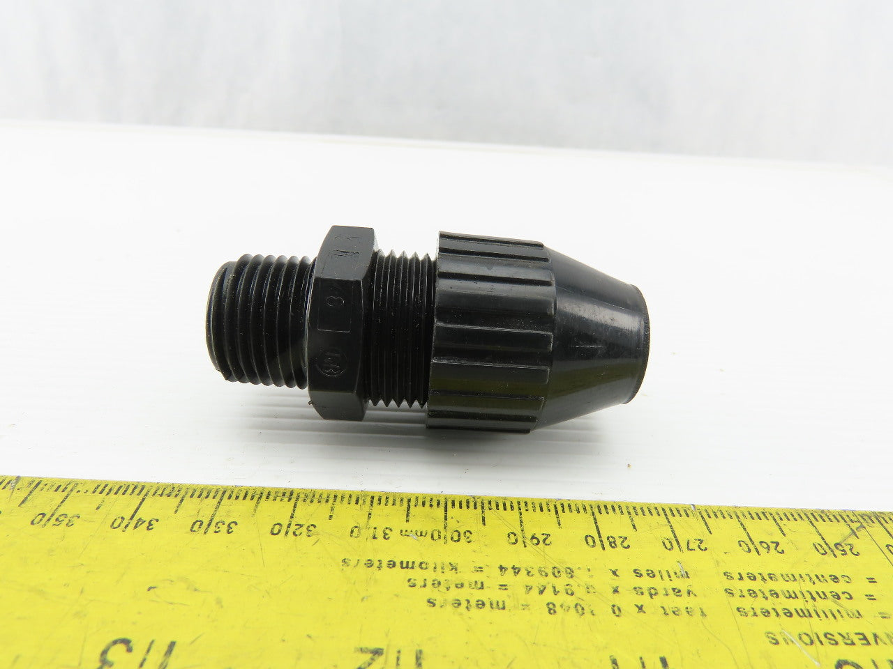 T&B 1/2" Nylon Cable Strain Relief Cable Grip Box Connector Lot Of 11